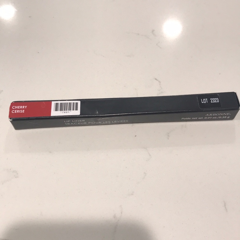 Arbonne lip liner